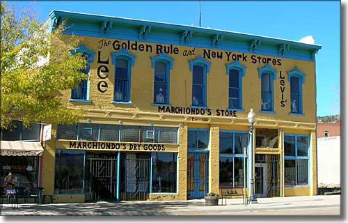 1st Street in Raton, New Mexico