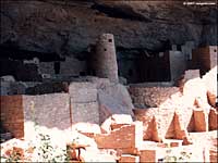 Anasazi cliff dwelling