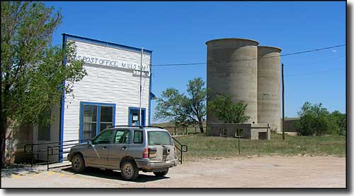 Downtown Mills, New Mexico